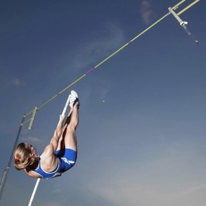 足彩网体育公司|得不偿失！卫冕冠军足协杯首轮惨遭淘汰，联赛前四目标遇严峻挑战