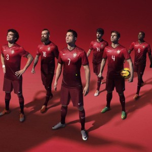 足彩网体育公司|早报独家，四冠辉煌，泳坛新王者诞生